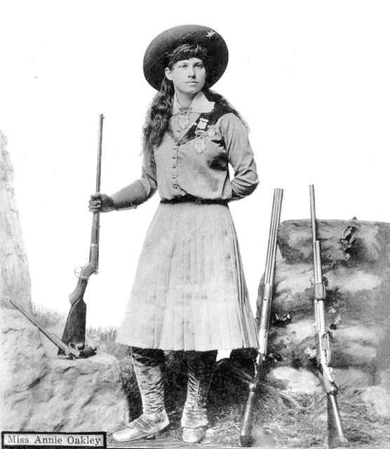 Annie Oakley w guns