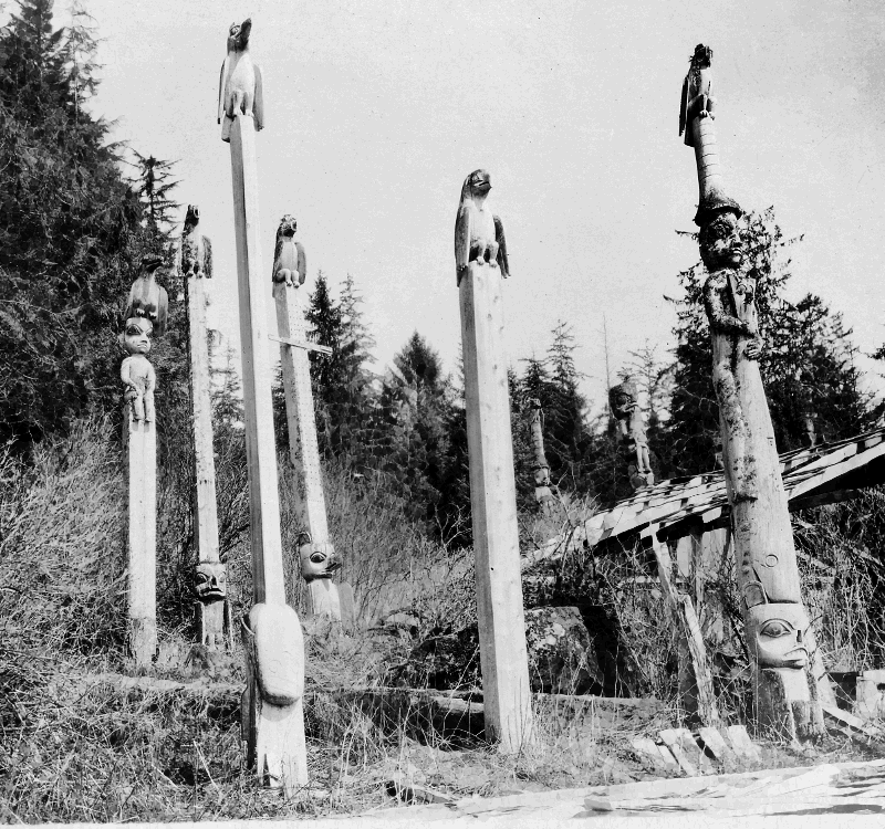 Grave posts Alaska