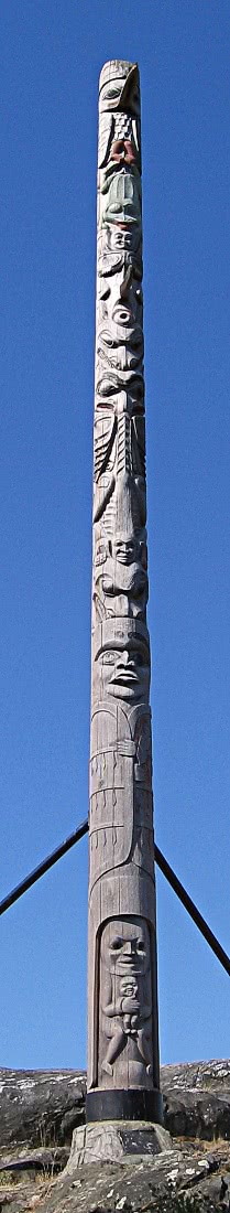 Songhees Totem pole 2