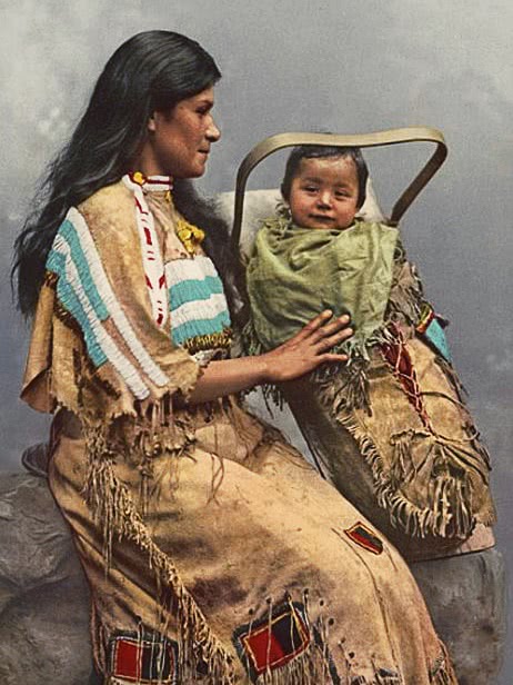 Chippewa woman w infant 1900