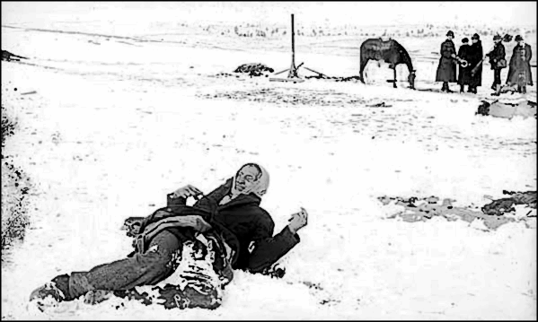 Big Foot dead and frozen at Wounded Knee