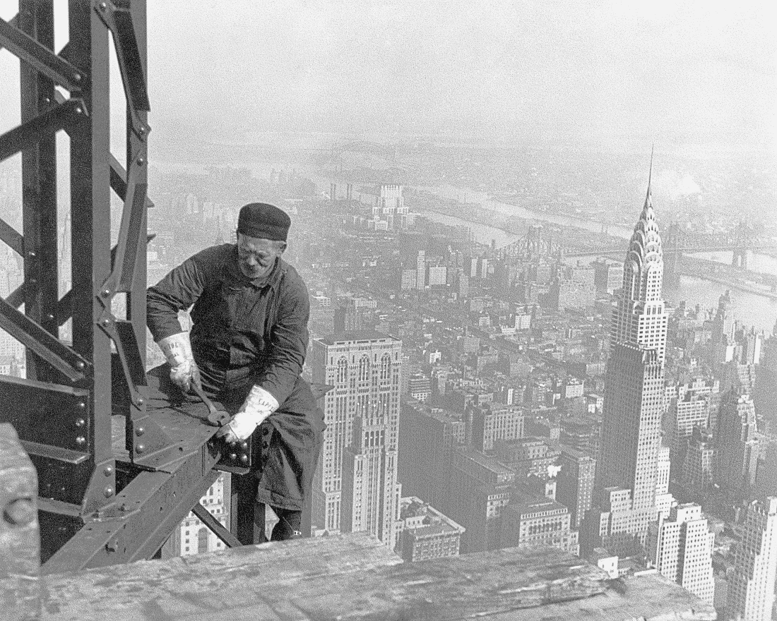 Empire State Building contruction 1931