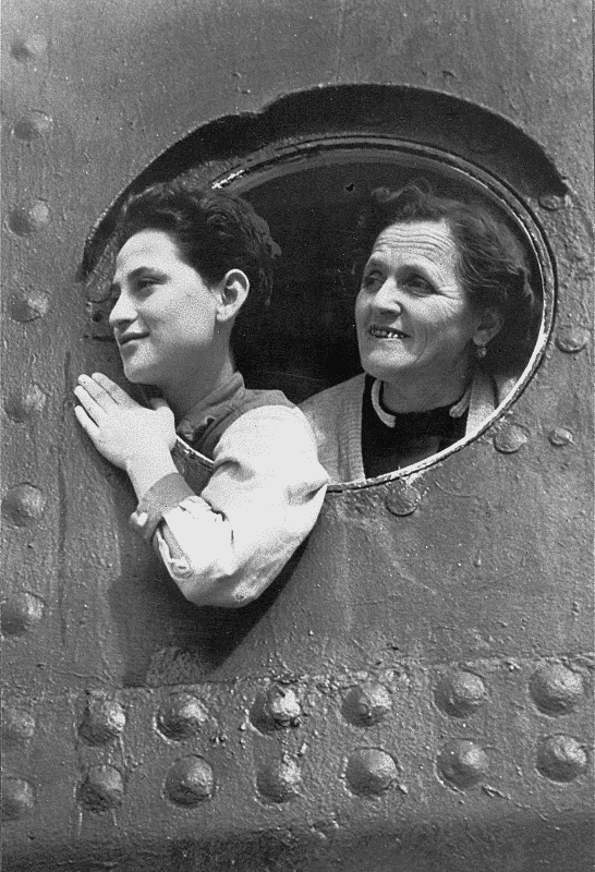 Jewish refugees WW2 sent back