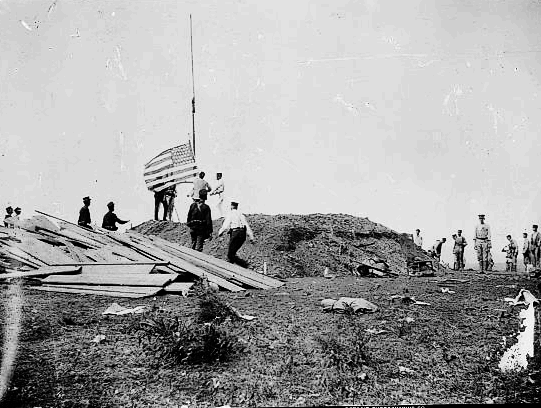 US flag raised at Guatanamo Bay 1898