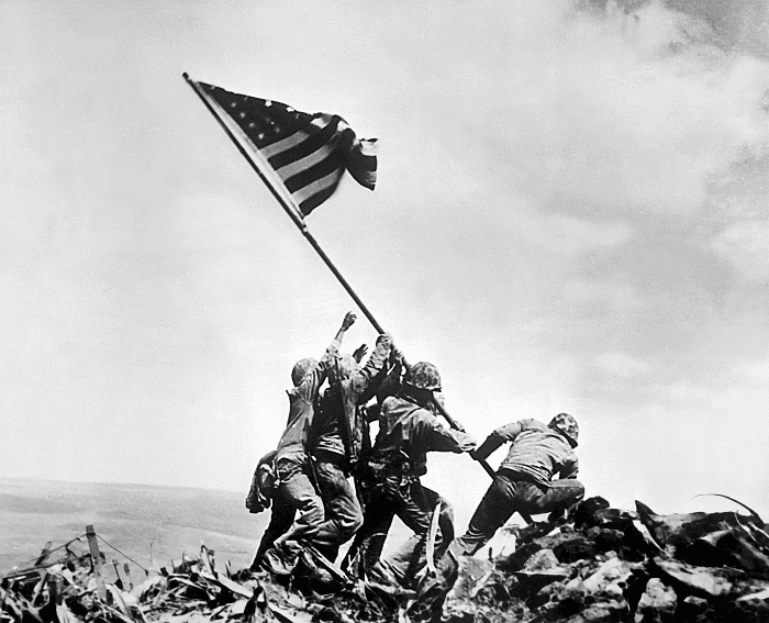 flag raising on Iwo Jima