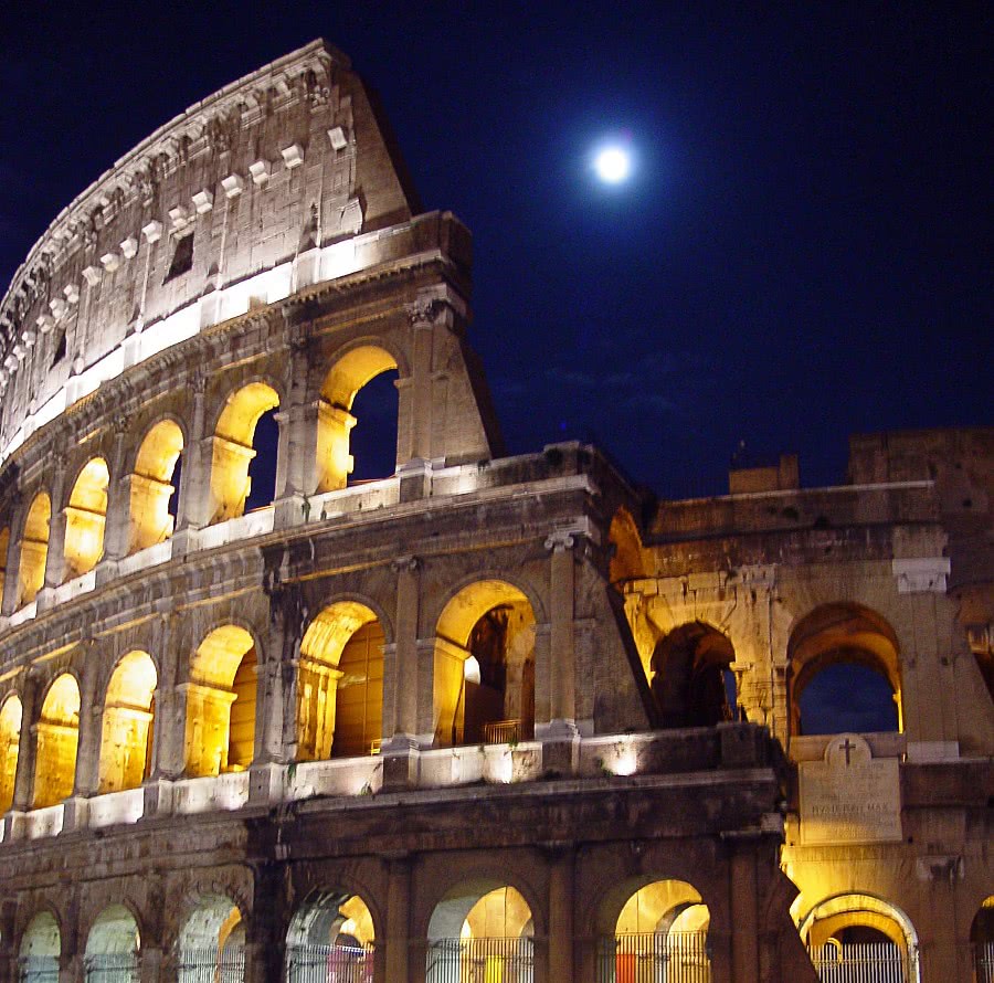 Colosseum night moon