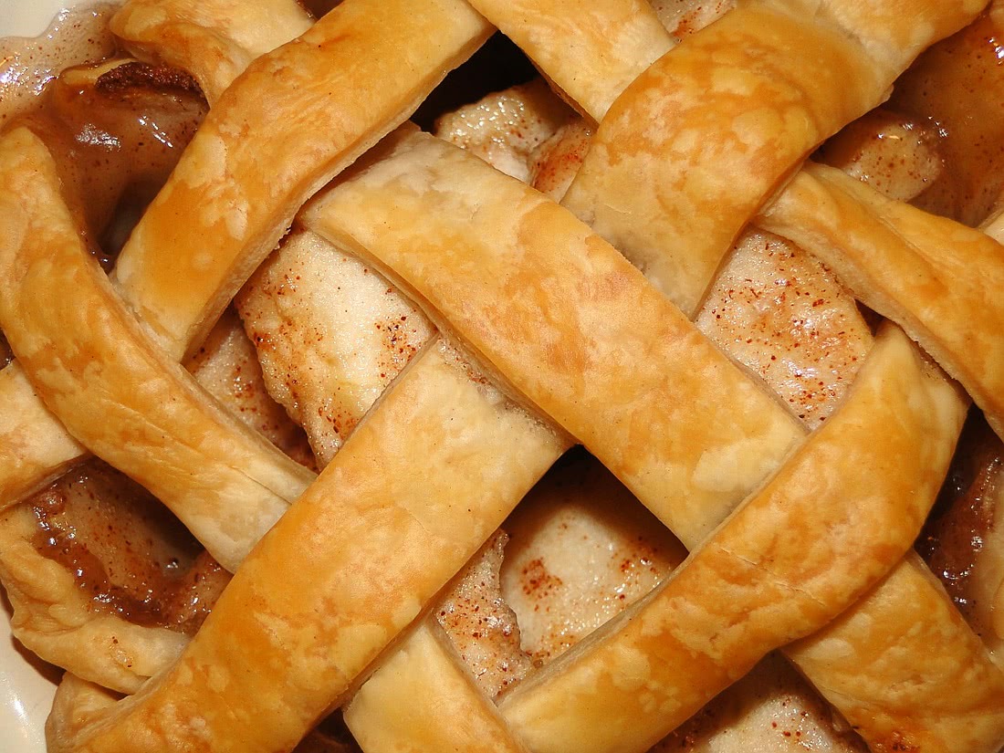 apple pie closeup