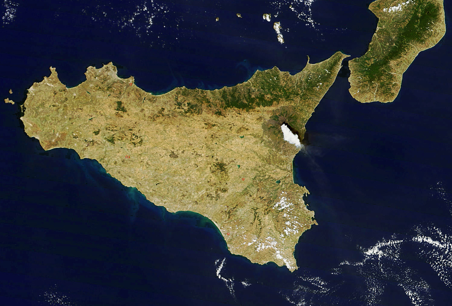 plume from Mt Etna Scicily