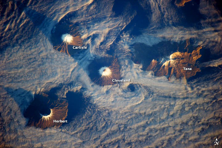 Aleutian Island volcanoes