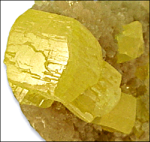 sulfur crystal small