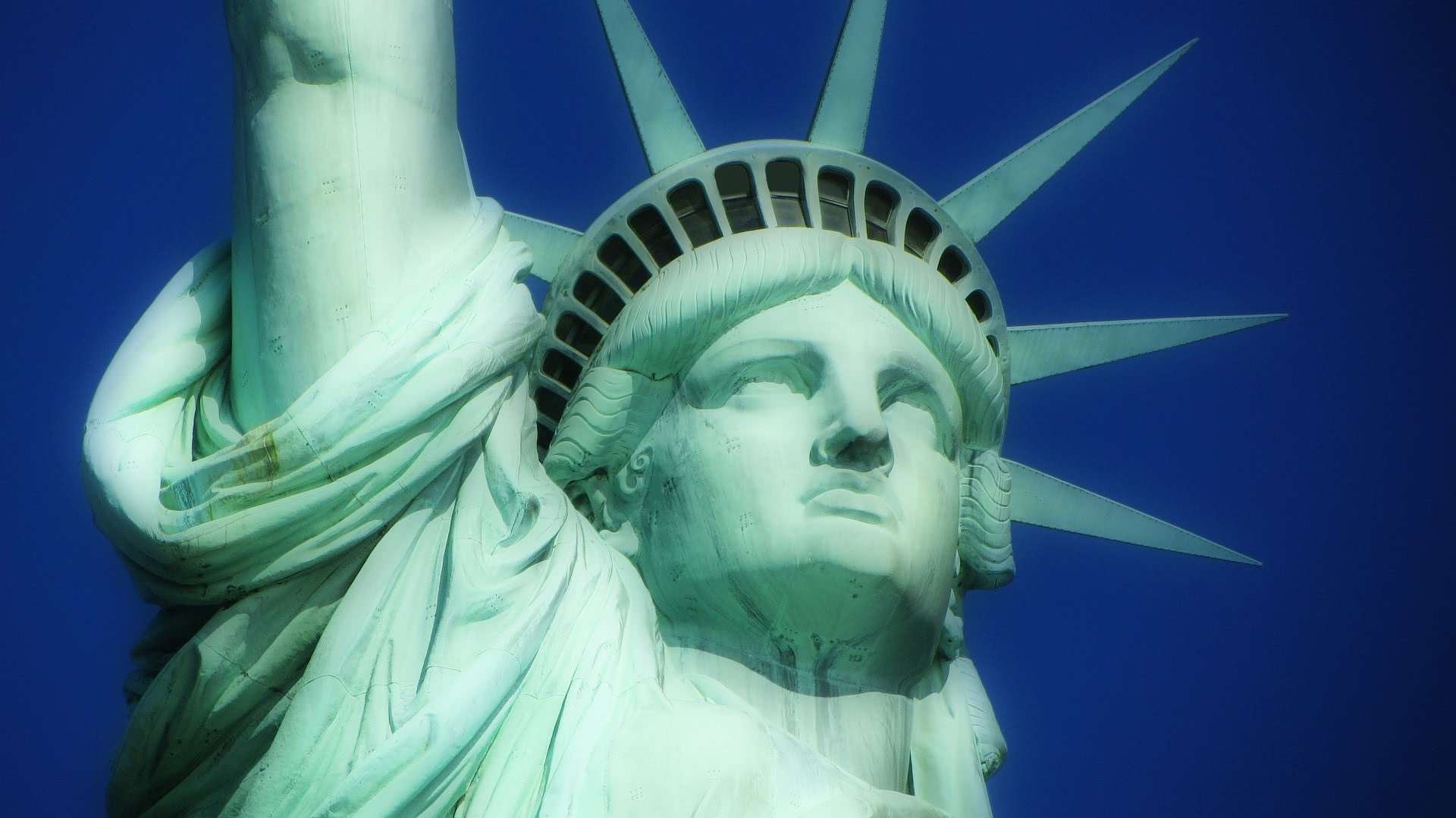 Statue of Liberty background