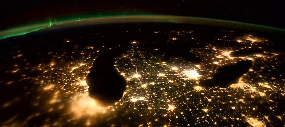 Great Lakes and Northern lights from ISS