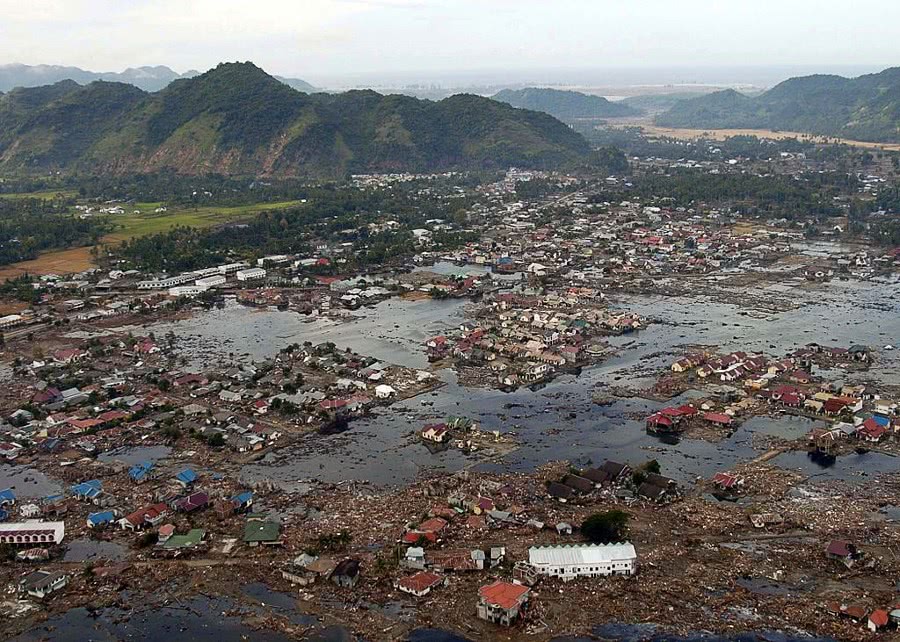 tsunami aftermath 2004 Sumatra